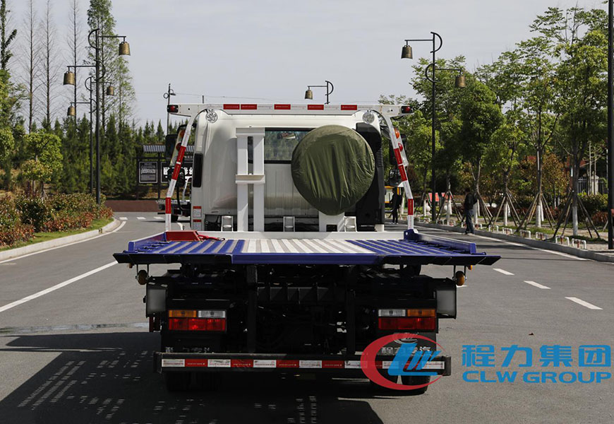 大運(yùn)新奧普力一拖二清障車(chē)