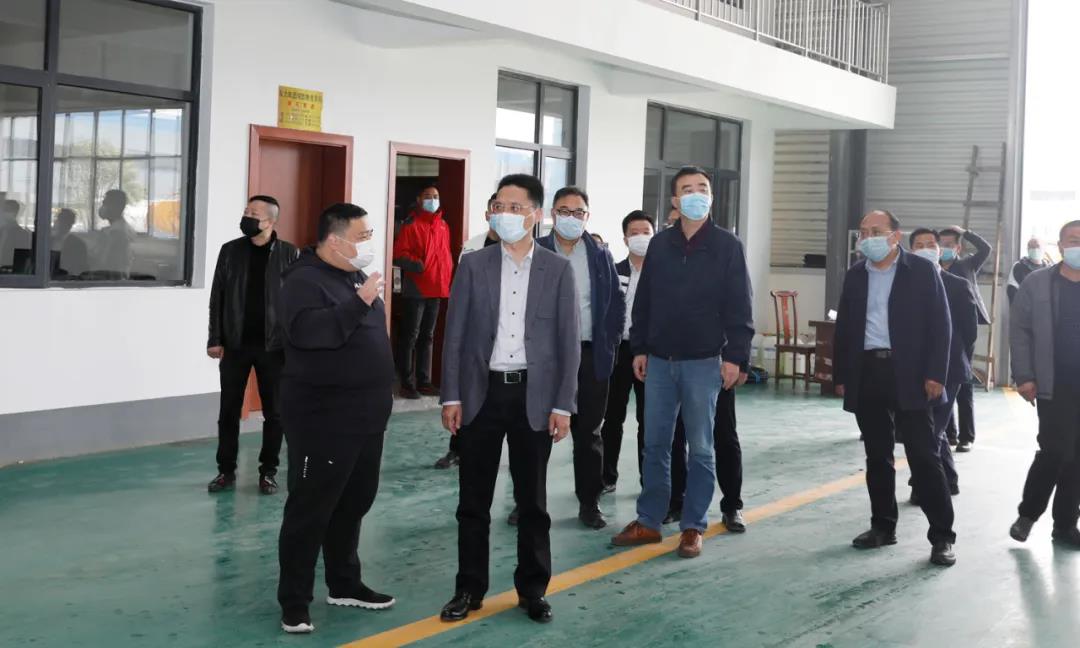 東風公司總經理陳彬赴程力集團進行專汽市場工作交流及經驗分享